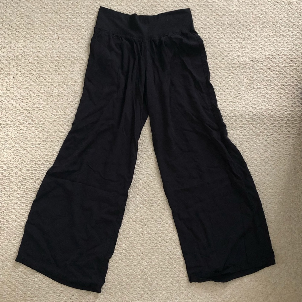 Black flowy pants